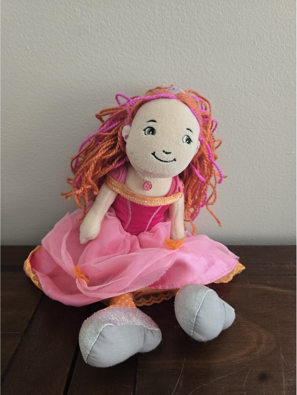 Vintage Groovy Girls Isabella Princess doll Cute Plush Manhattan Orange Pink